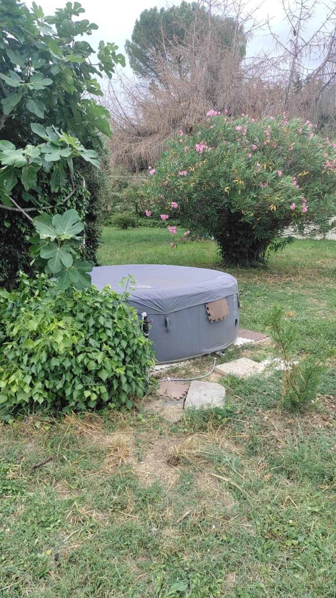 דירות אוש Chez Chapelle In The Heart Of The Gascony With Pool And Hot Tub מראה חיצוני תמונה
